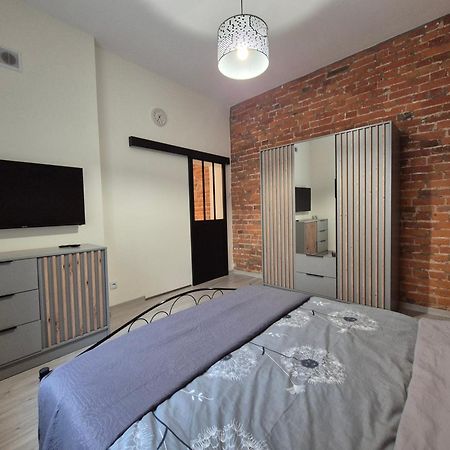 ウッチDuzy Komfortowy Apartament W Samym Centrum Przy Manufaktura I Piotrkowska, Blisko Zoo, Falaアパートメント エクステリア 写真