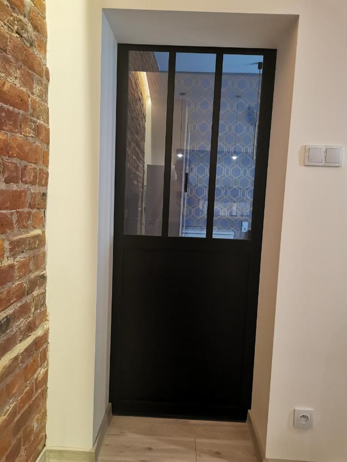 ウッチDuzy Komfortowy Apartament W Samym Centrum Przy Manufaktura I Piotrkowska, Blisko Zoo, Falaアパートメント エクステリア 写真