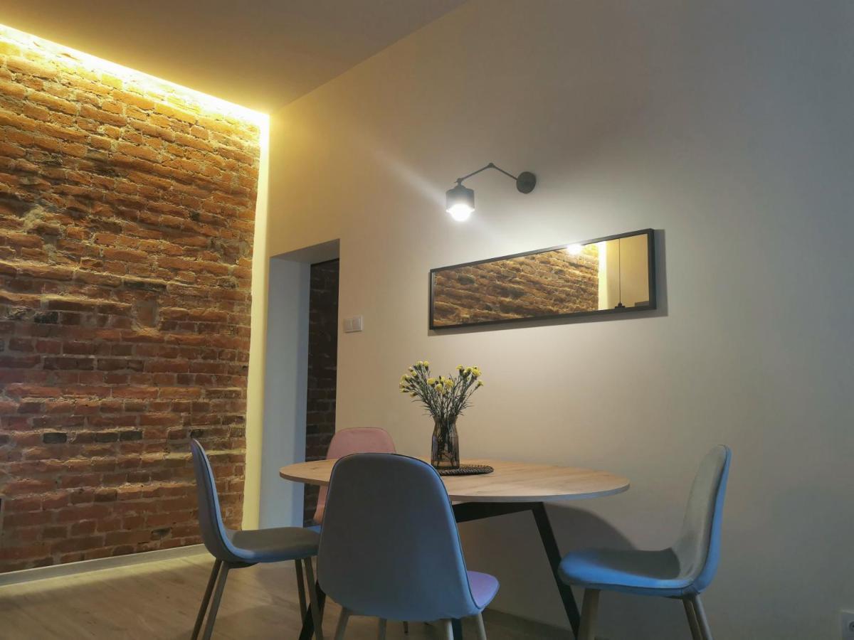 ウッチDuzy Komfortowy Apartament W Samym Centrum Przy Manufaktura I Piotrkowska, Blisko Zoo, Falaアパートメント エクステリア 写真