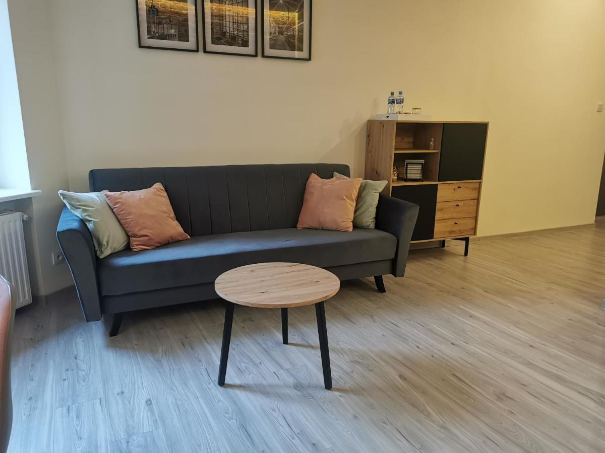 ウッチDuzy Komfortowy Apartament W Samym Centrum Przy Manufaktura I Piotrkowska, Blisko Zoo, Falaアパートメント エクステリア 写真