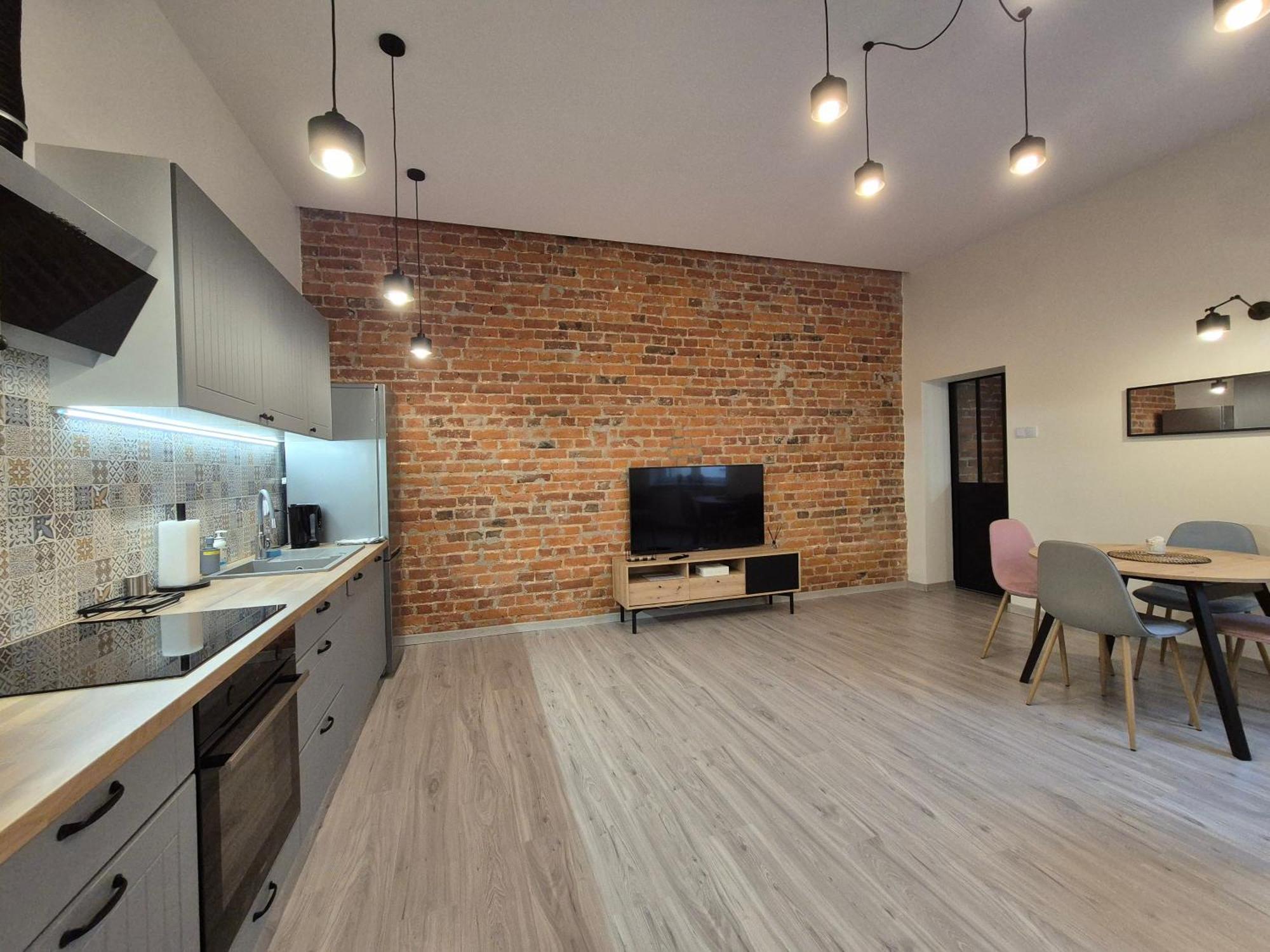 ウッチDuzy Komfortowy Apartament W Samym Centrum Przy Manufaktura I Piotrkowska, Blisko Zoo, Falaアパートメント エクステリア 写真